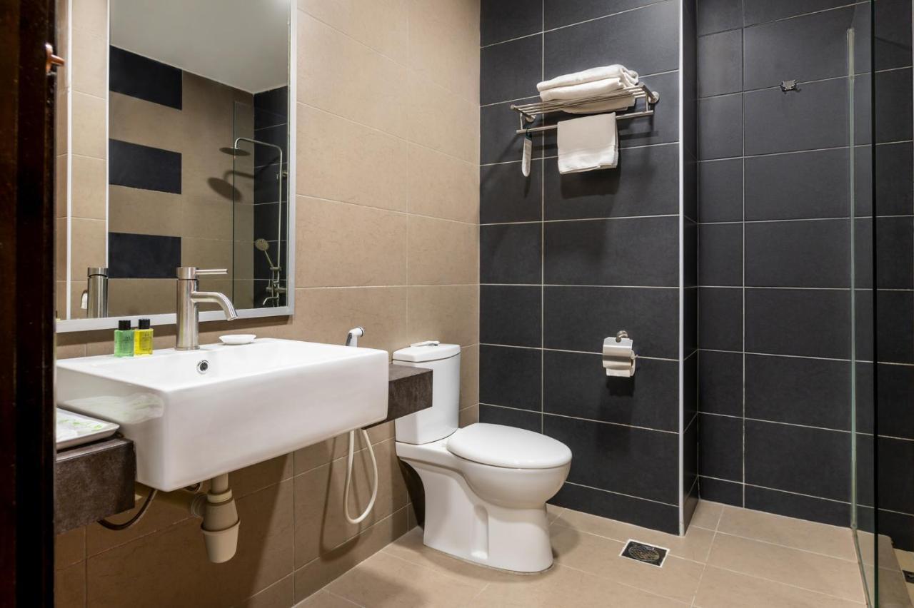 Merrida Hotel Кланг Экстерьер фото