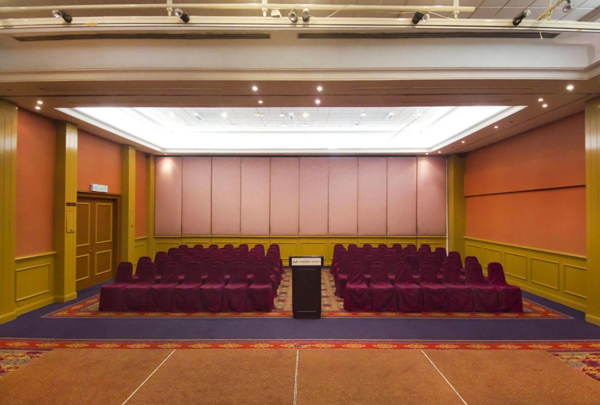 Merrida Hotel Кланг Экстерьер фото