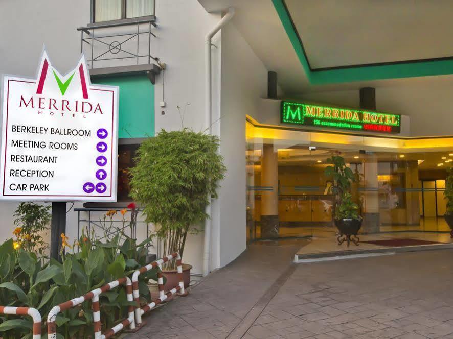 Merrida Hotel Кланг Экстерьер фото
